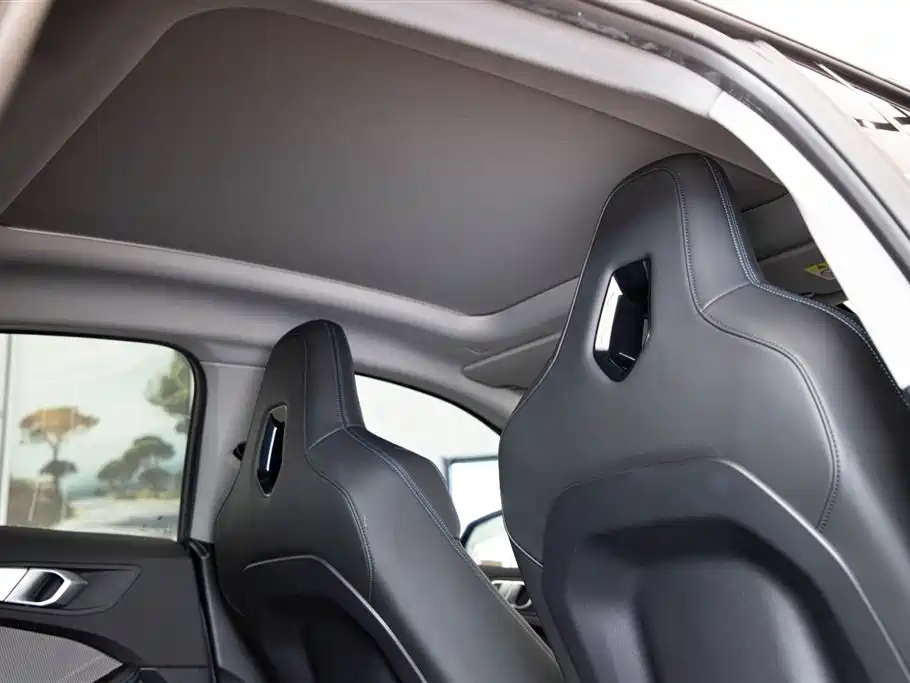 BMW 2 Series 2025 — фото 18