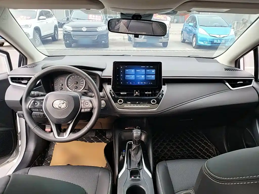 Toyota Corolla 2021 — фото 10