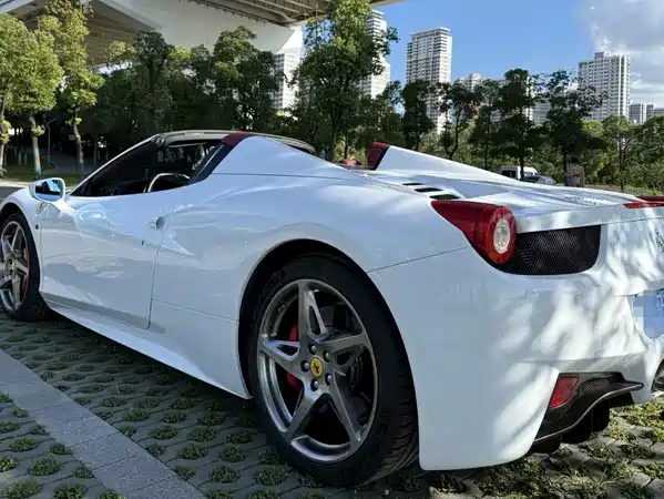 Ferrari 458 2012