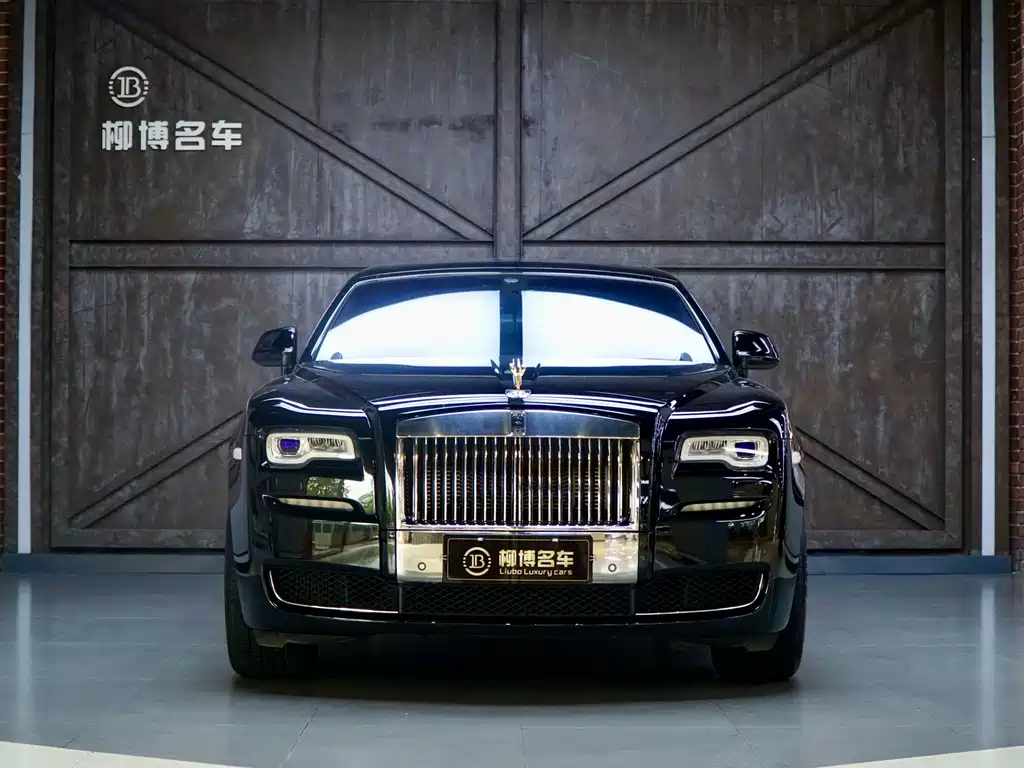 Rolls-Royce Ghost 2016 — фото 2