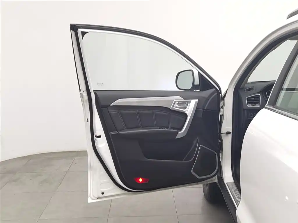 Geely Vision X6 2016 — фото 8