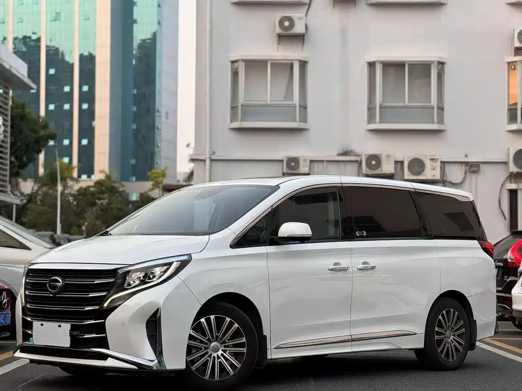 GAC Trumpchi M8 2021 — фото 1