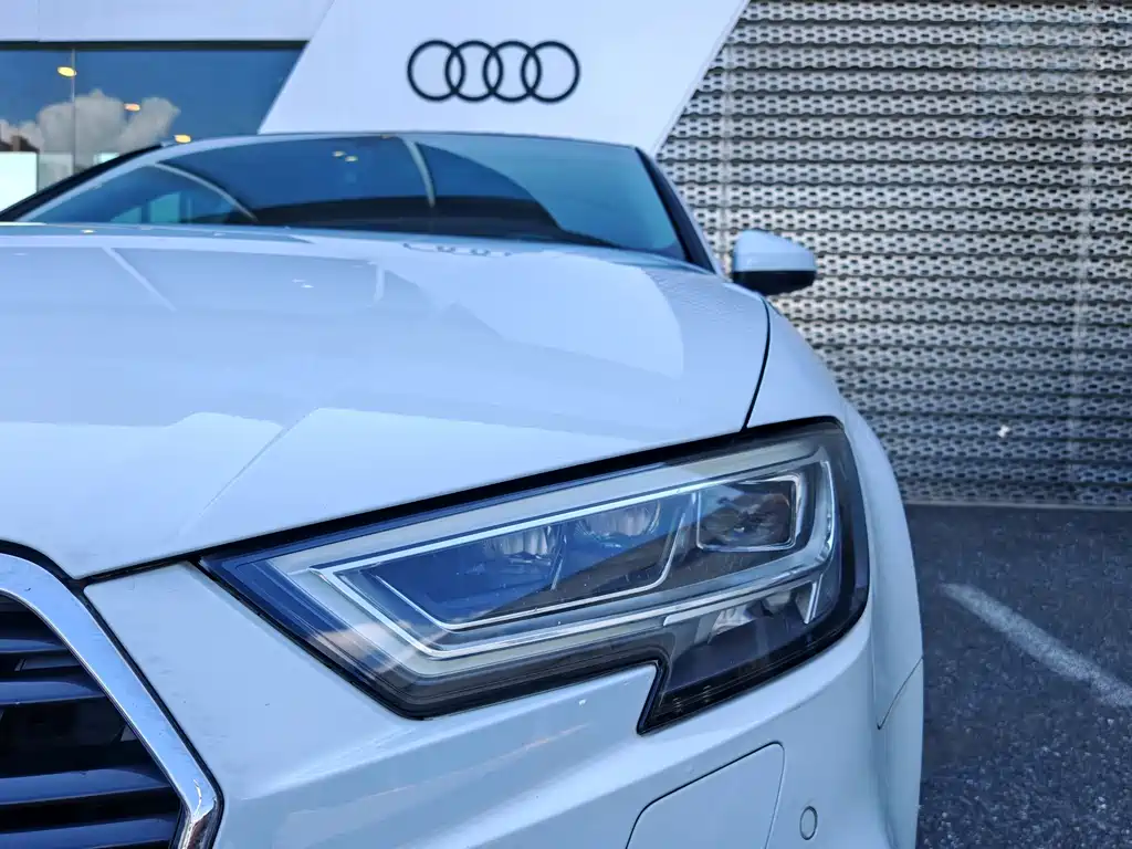 Audi A3 2019 — фото 15