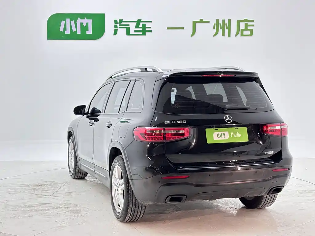 Mercedes-Benz GLB 2021
