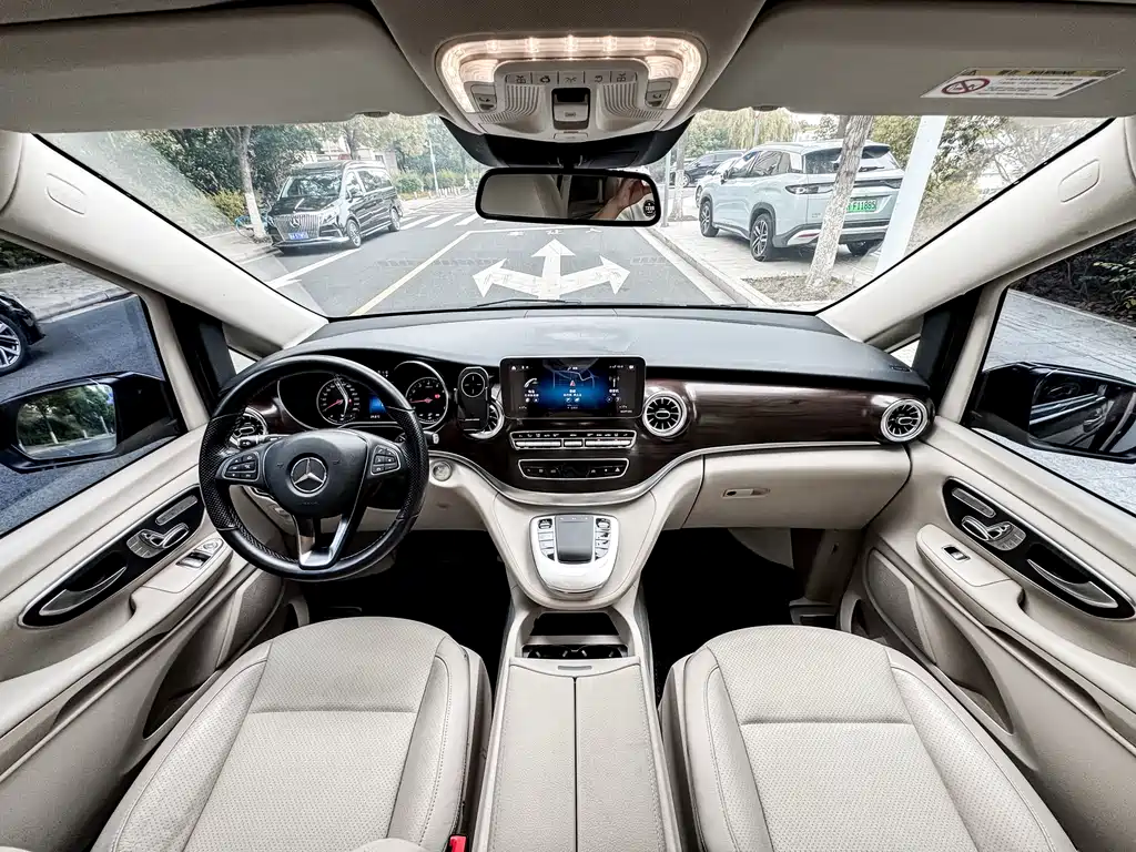 Mercedes-Benz V-Class 2021