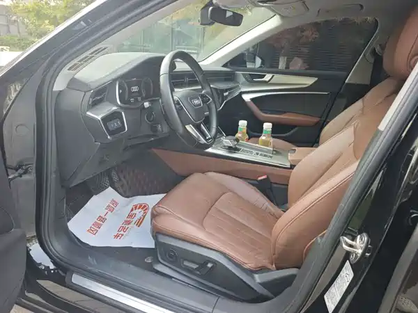 Audi A6L 2022