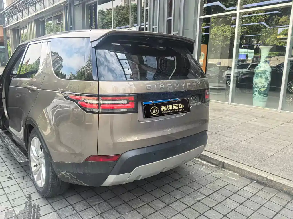 Land Rover Discovery 2017 — фото 5