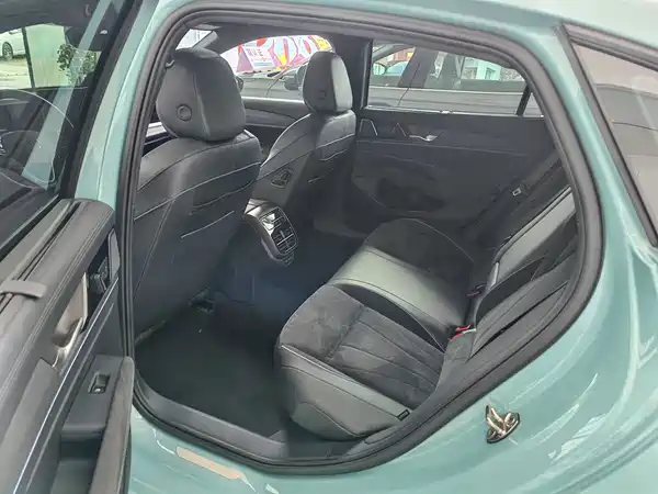 Volkswagen Passat 2024