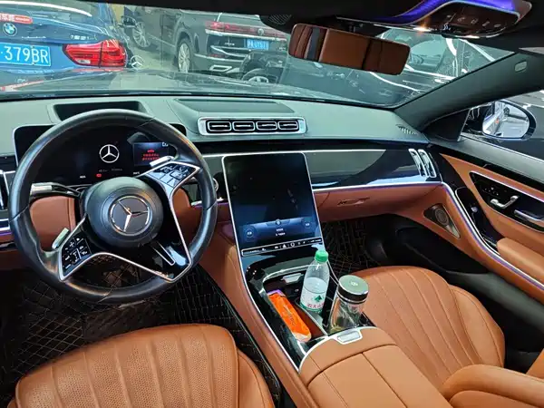 Mercedes-Benz S-Class 2023