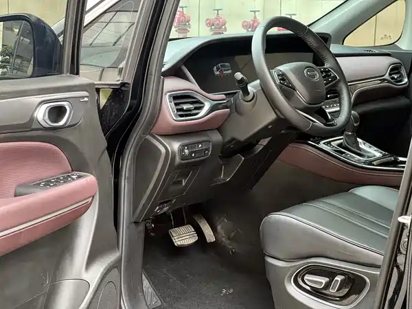 GAC Trumpchi M6 2023