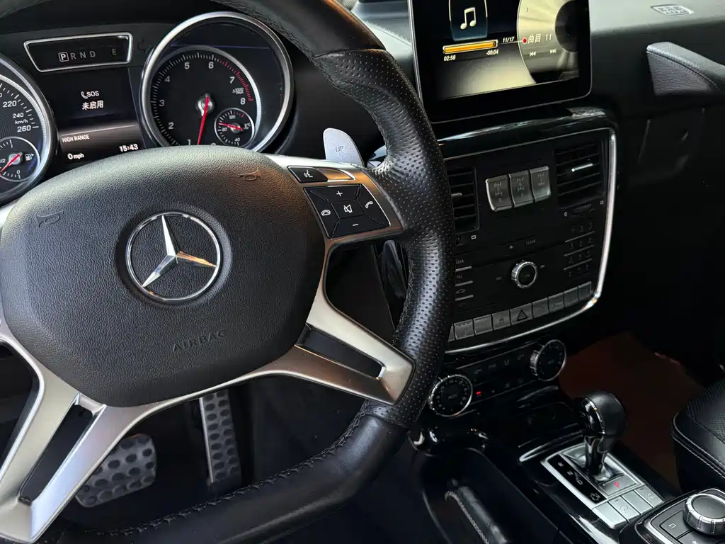 Mercedes-Benz G-Class 2016 — фото 10