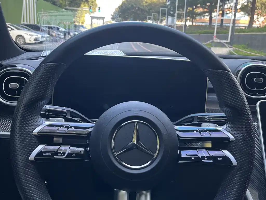 Mercedes-Benz C-Class 2022 — фото 9