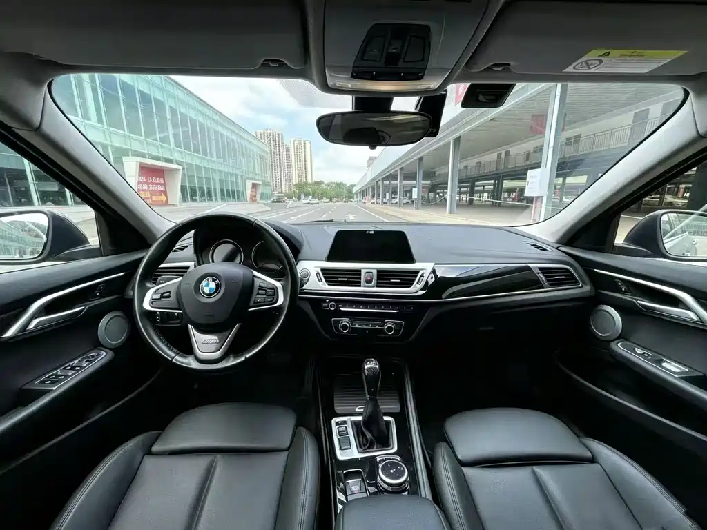 BMW 1 Series 2018