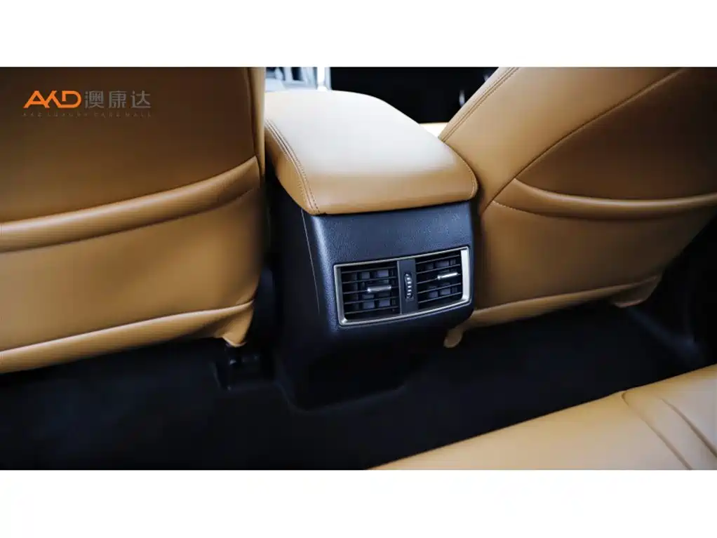 Lexus NX 2020 — фото 9
