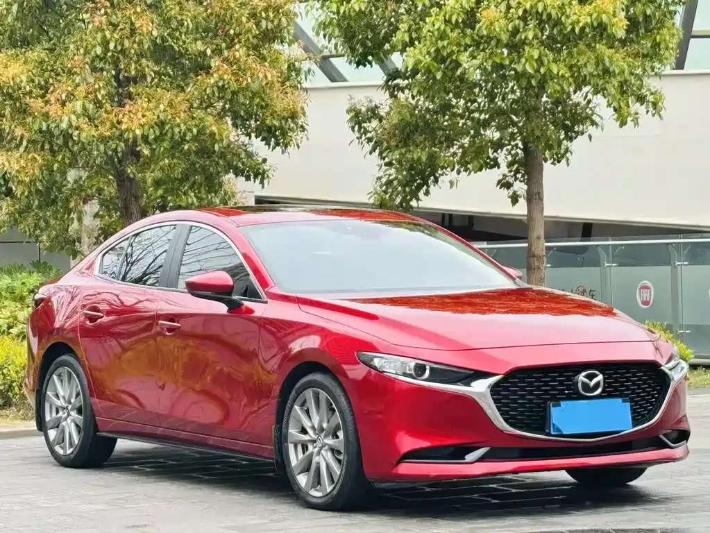 Mazda 3 Axela 2019 — фото 3