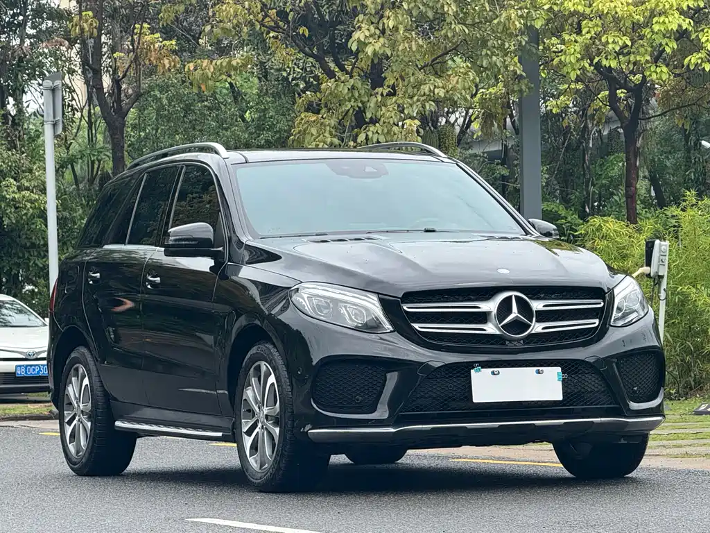 Mercedes-Benz GLE 2016 — фото 2