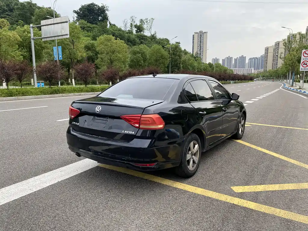 Volkswagen Lavida 2016