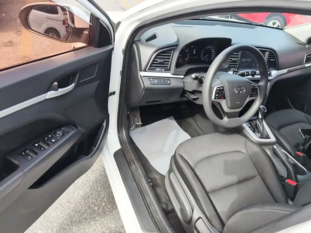 Hyundai Celesta 2018 — фото 16