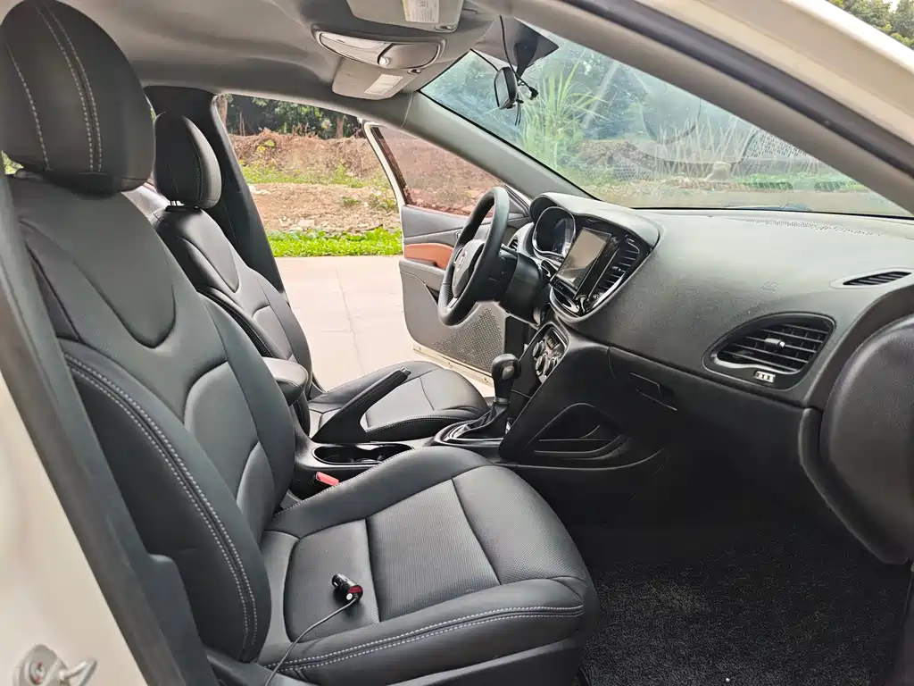 Fiat Viaggio 2017 — фото 11