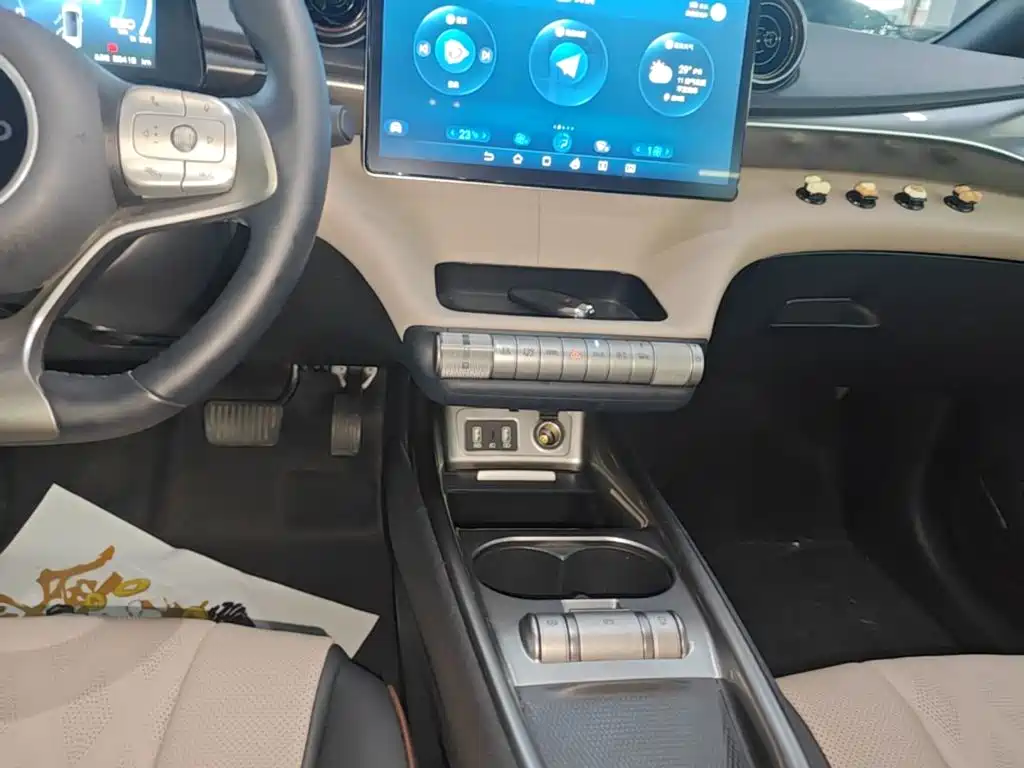 BYD Dolphin 2023 — фото 14