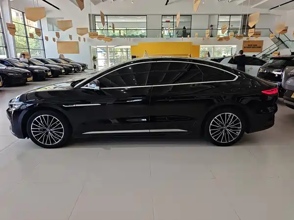 BYD Han 2024