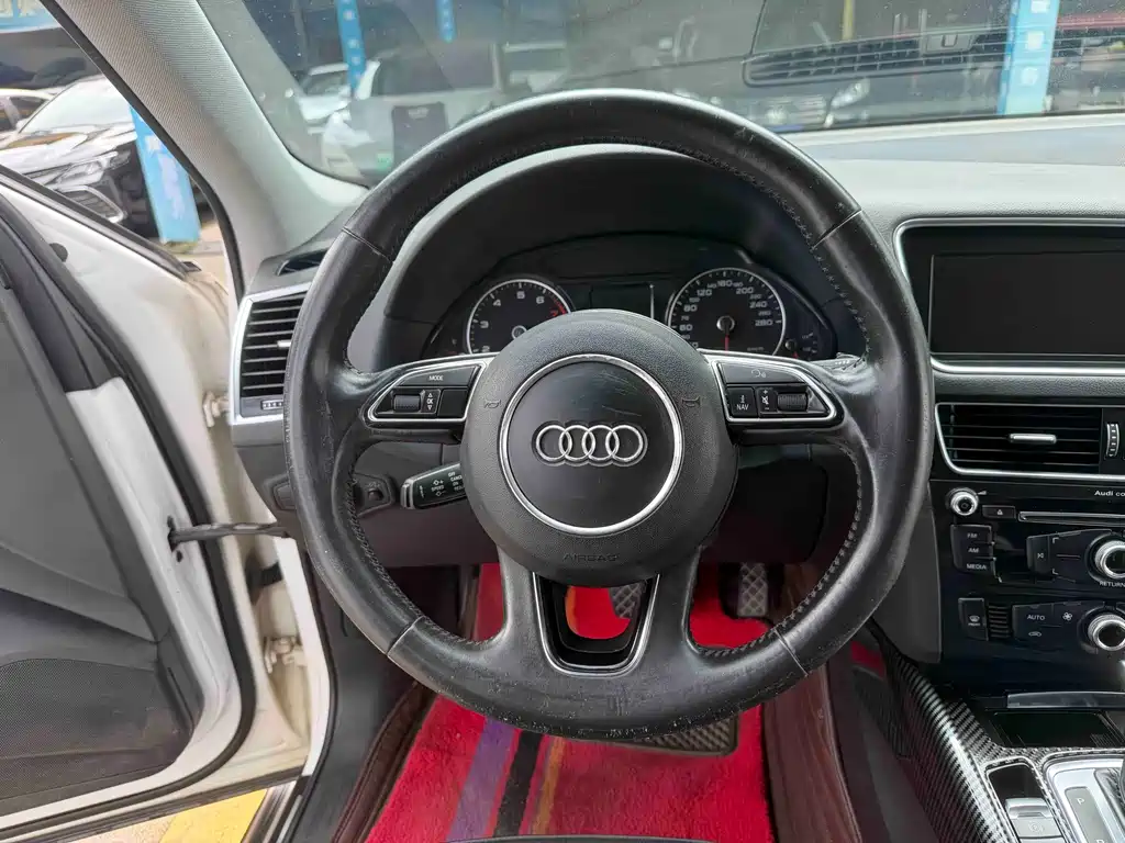 Audi Q5 2016 — фото 21
