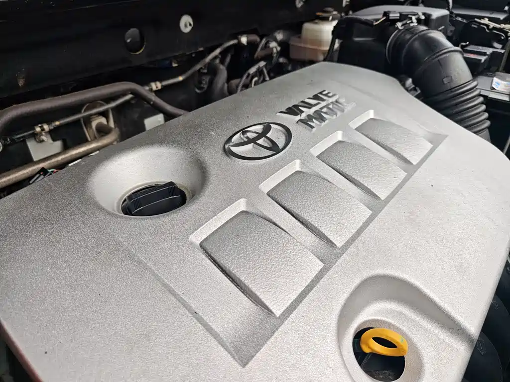 Toyota RAV4 2019 — фото 8