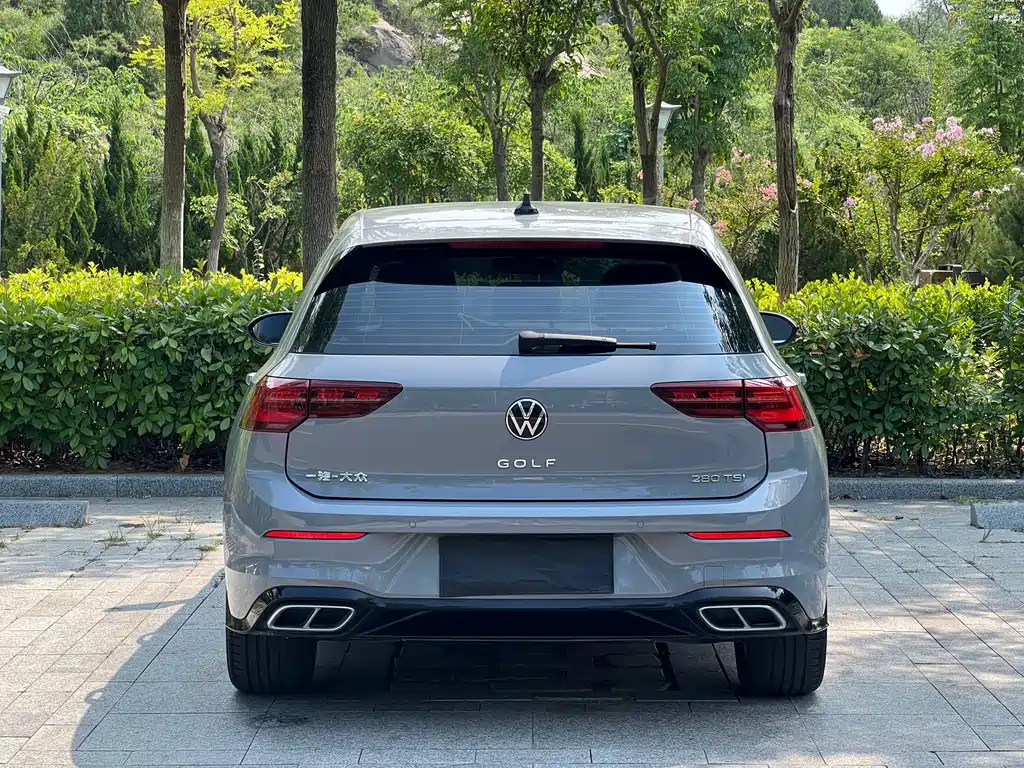 Volkswagen Golf 2022