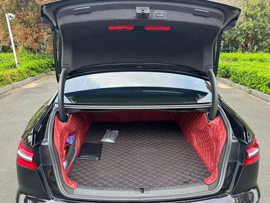 Audi A6L 2023 — фото 17