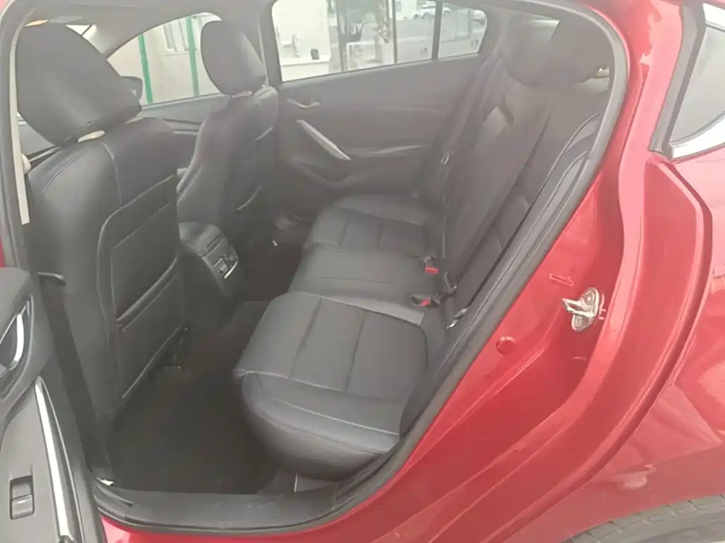 Mazda Atenza 2015 — фото 17
