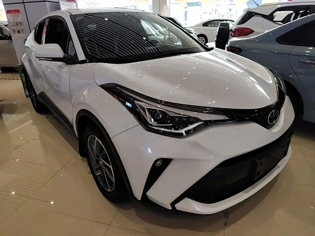 Toyota C-HR 2022 — фото 4