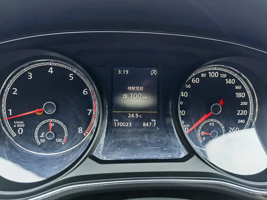 Volkswagen Passat 2019 — фото 15