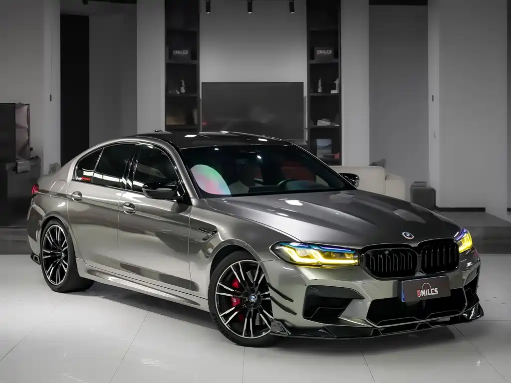 BMW M5 2019 — фото 4