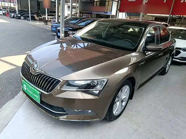 Skoda Superb 2016