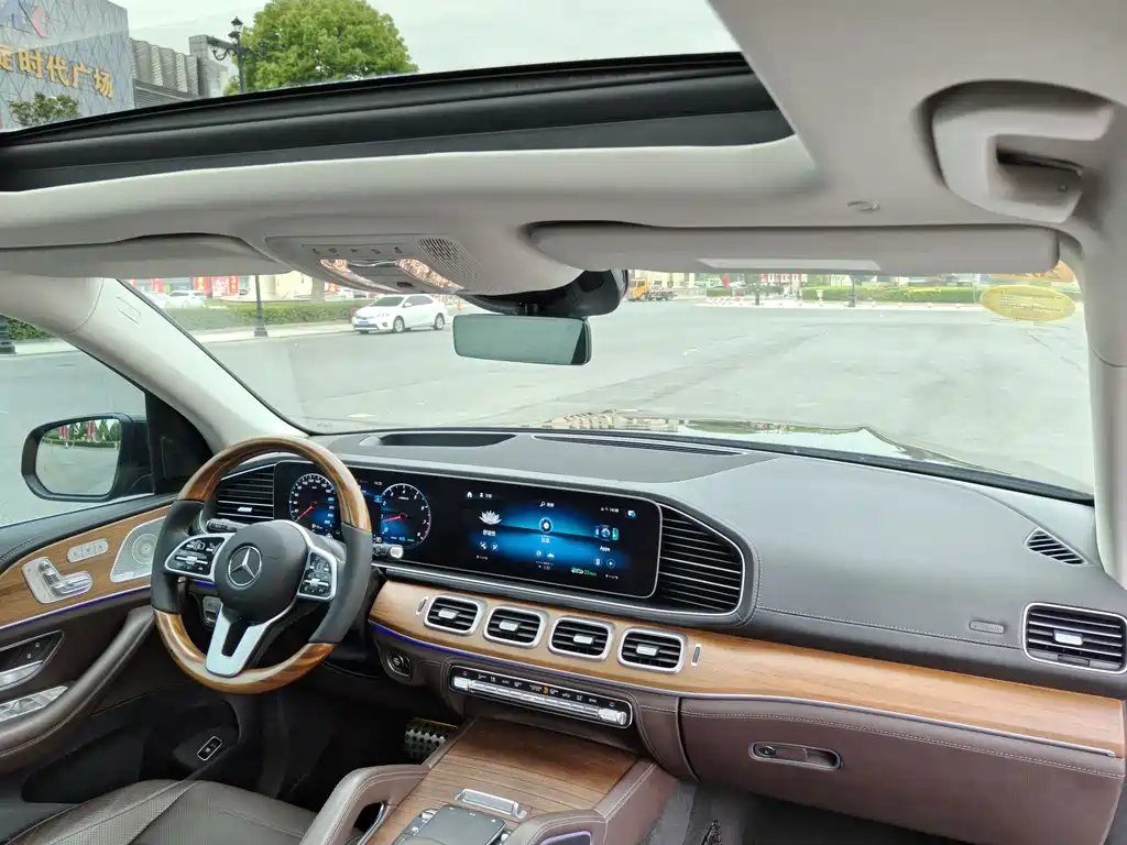 Mercedes-Benz GLS 2021 — фото 19