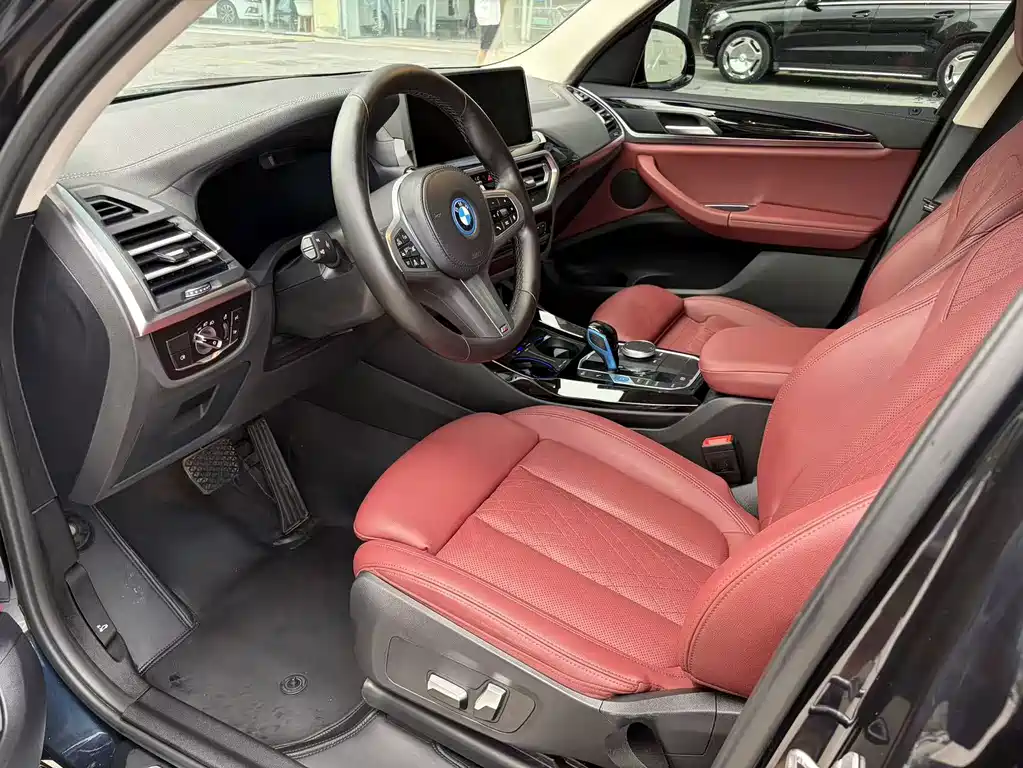 BMW iX3 2022 — фото 9