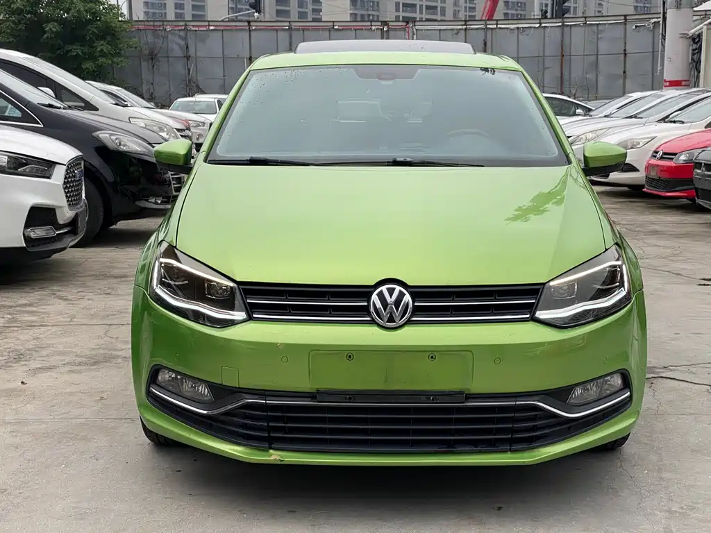 Volkswagen Polo 2014 — фото 2