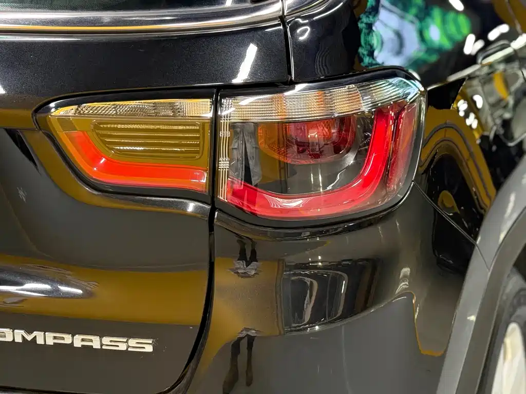 Jeep Compass 2020 — фото 27