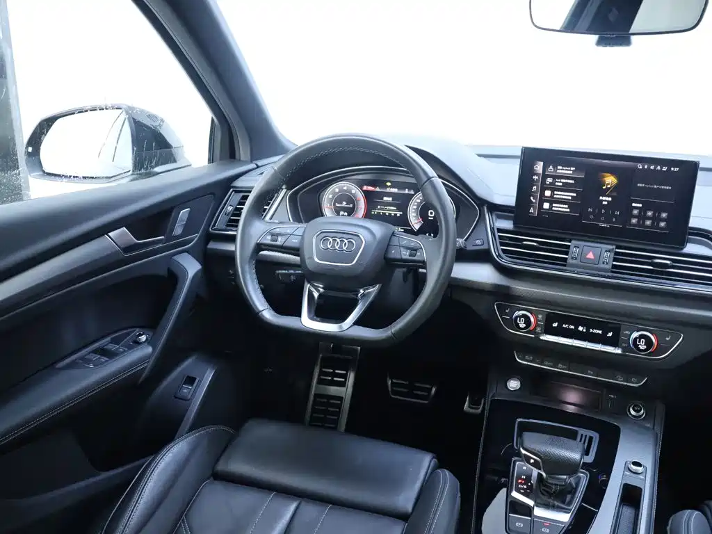 Audi Q5L 2024 — фото 14