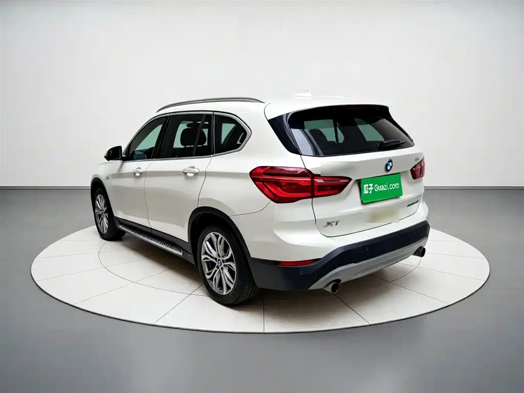 BMW X1 2018 — фото 4