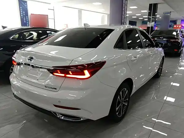 Ford Escort 2021