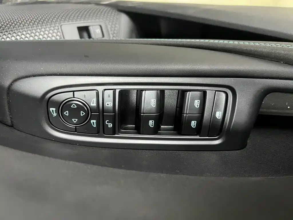 BYD Seal 06 2025 — фото 10