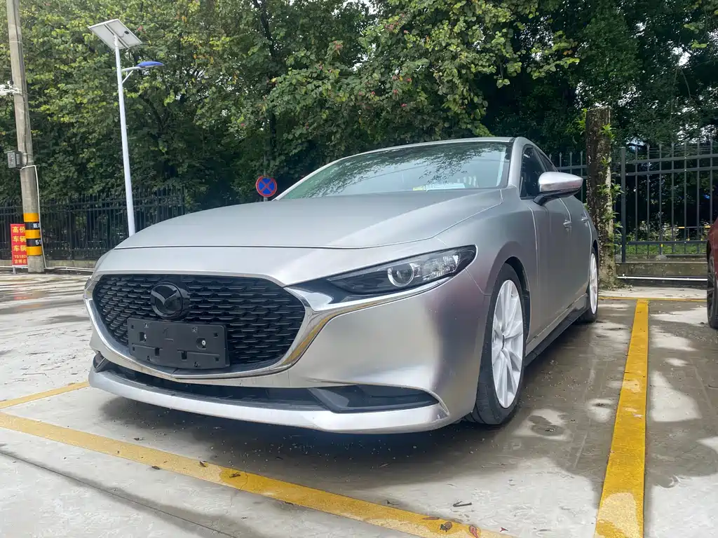 Mazda 3 Axela 2021
