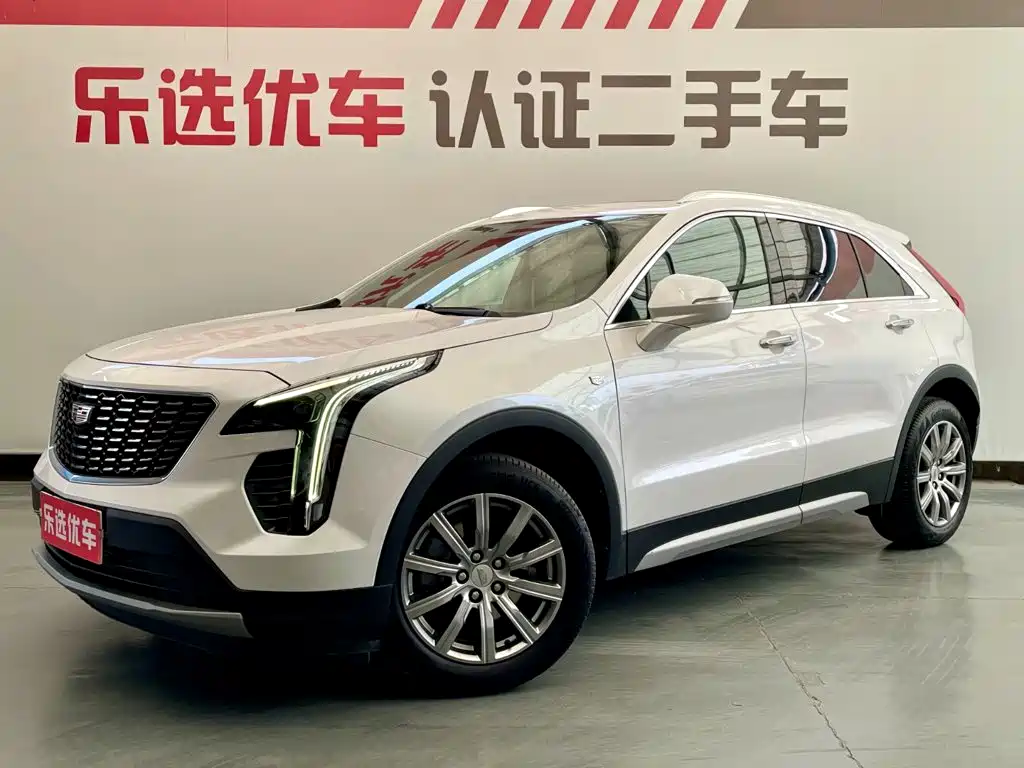 Cadillac XT4 2021 — фото 1