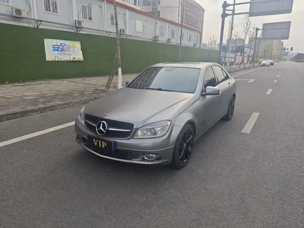 Mercedes-Benz C-Class 2010