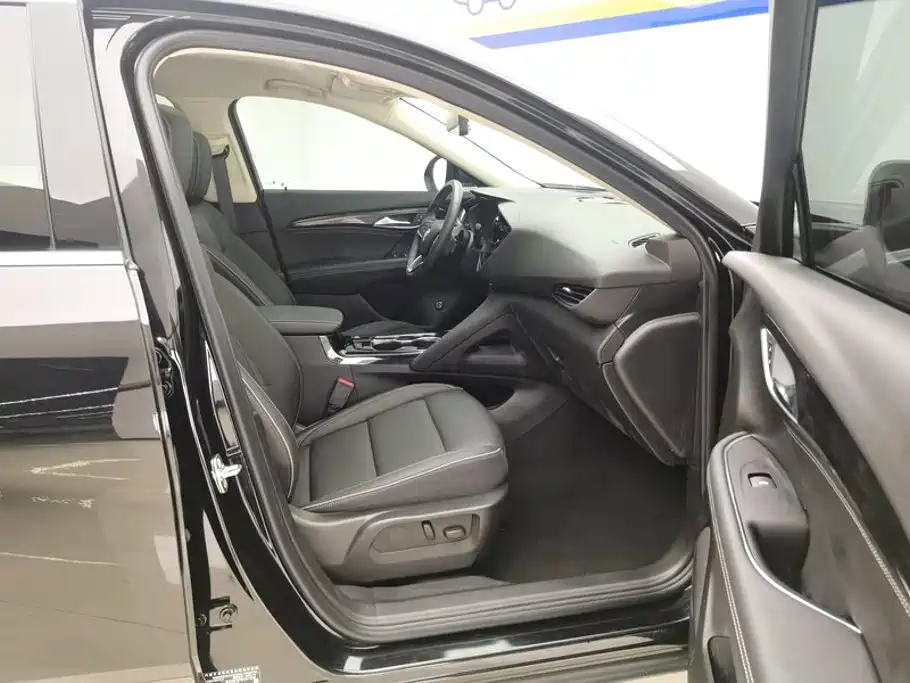 Buick Envision Plus 2023 — фото 8