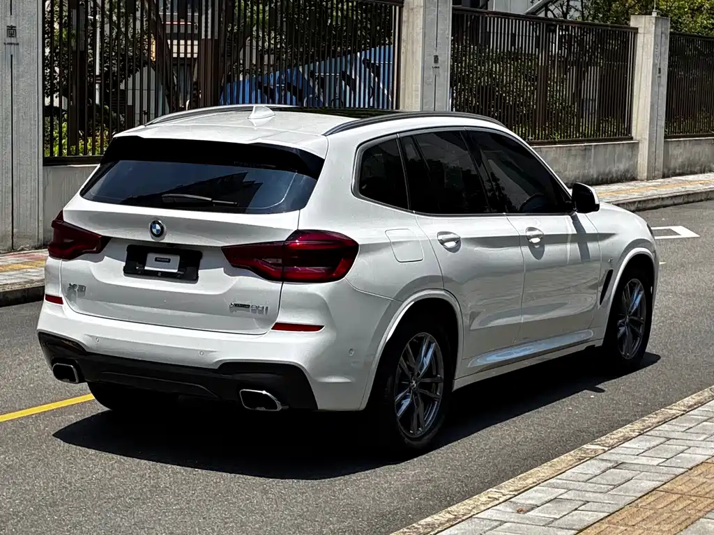 BMW X3 2021 — фото 10