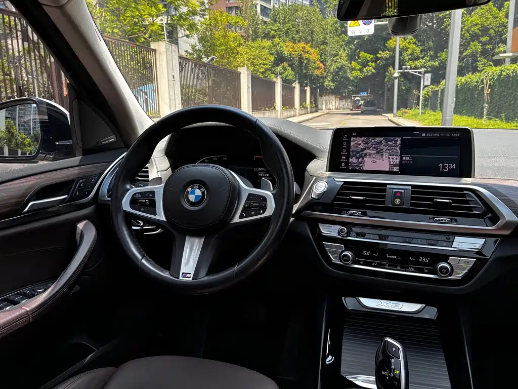 BMW X3 2021 — фото 18