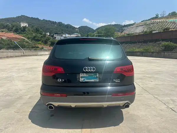Audi Q7 2012