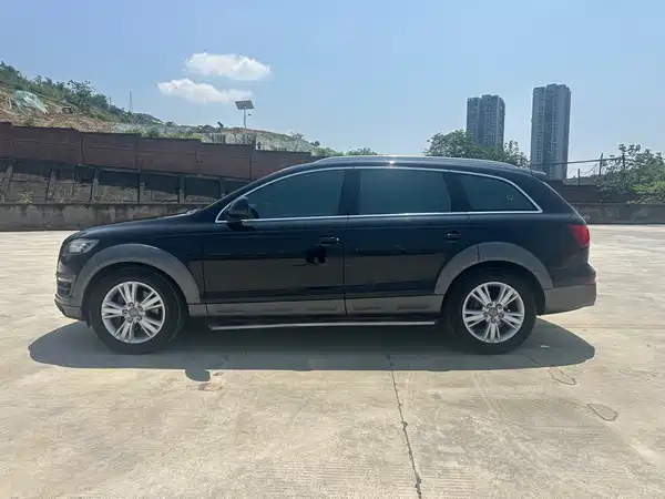 Audi Q7 2012